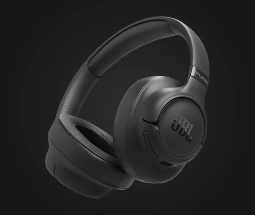 JBL Tune 780NC in Schwarz, Dreiviertelansicht
